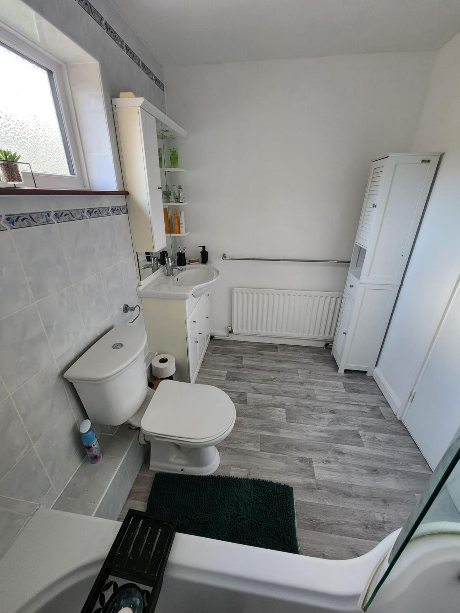 Double Room In Crawley,Gatwick,West Sussex Ifield Eksteriør billede